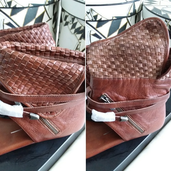 Dolce Vita 'Tahoe' Sandals - Picture 2 of 8